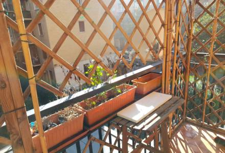 BILOCALE con balcone ottime condizioni via privata Barelli